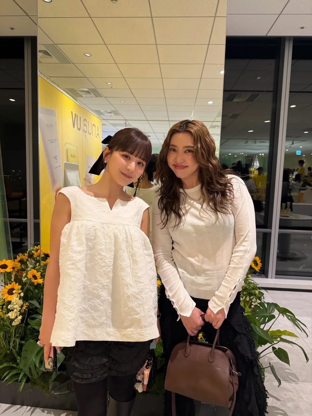 Photo by Alisa Ueno/植野有砂 on February 22, 2026. May be an image of purse and text.